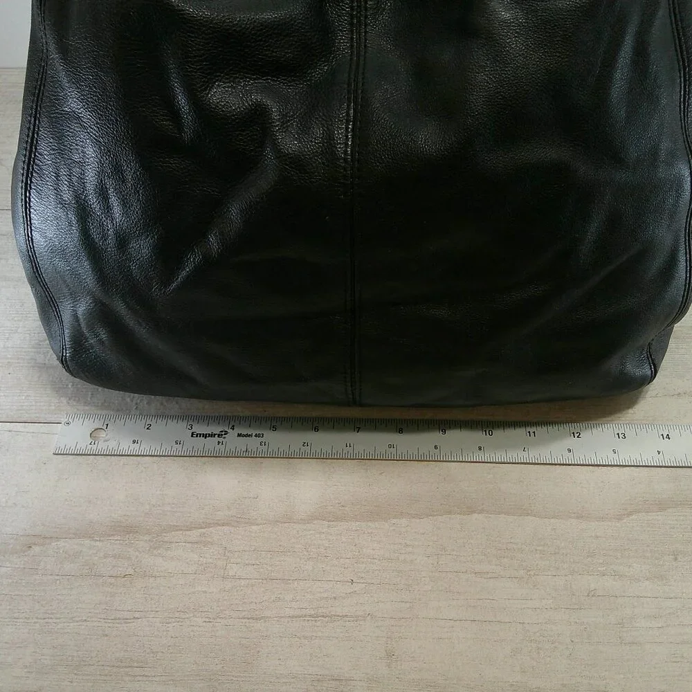 Banana Republic Vintage Y2K Ashbury Black Leather Hobo Handbag Purse Pocketbook